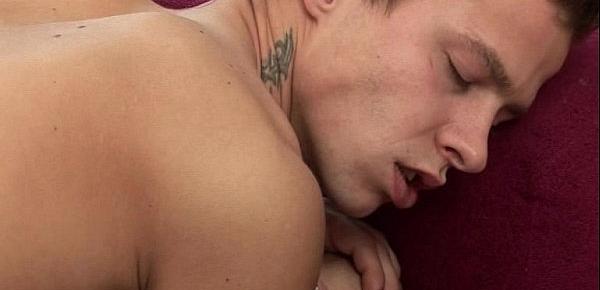 Hot Twinks On Assfucking and Gets Some Facial